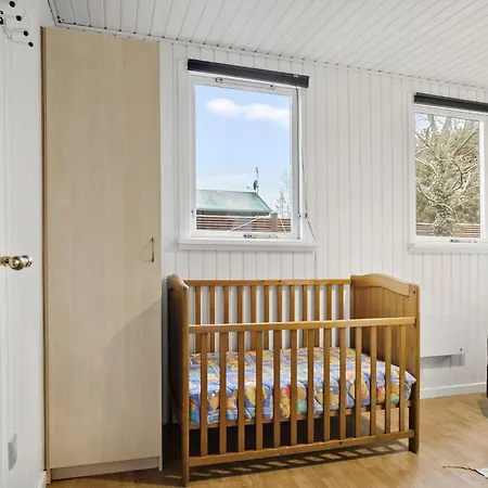 بيت للعطل Four-bedroom In ميدِلفارت