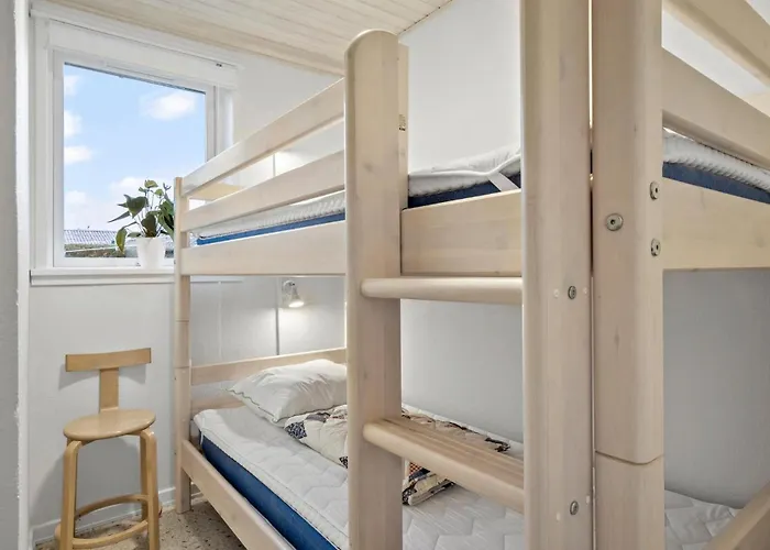 Four-bedroom In * מידלפרט
